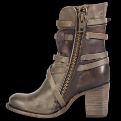 Outlet Baker Womens Boots