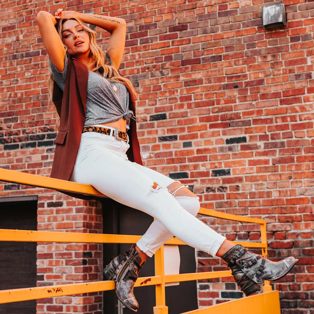 Best Crue Womens Shoes