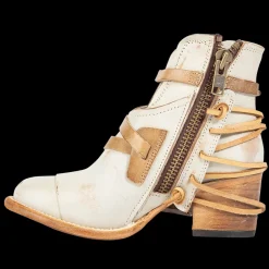 New Crue Womens Boots