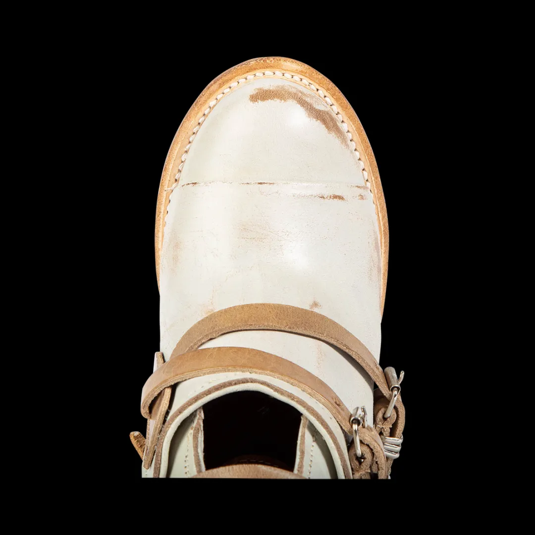 New Crue Womens Boots