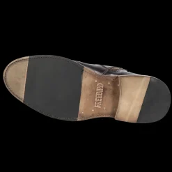 Hot Douglas Mens Street