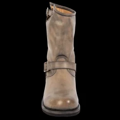 Sale Easton Mens Street