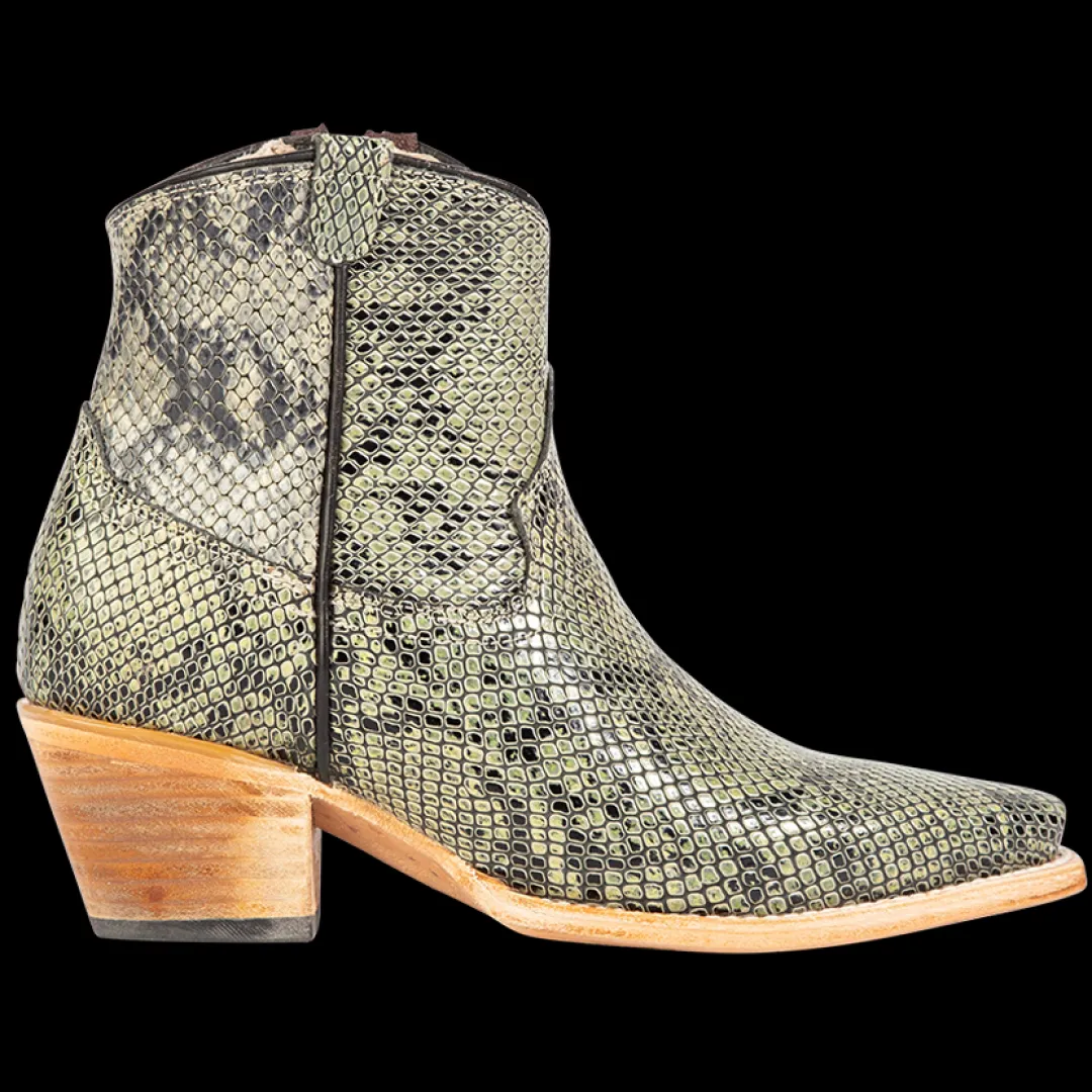Discount Miramar Womens Booties