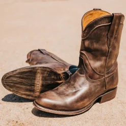 Discount Outlaw Mens Street