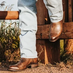 Discount Outlaw Mens Street