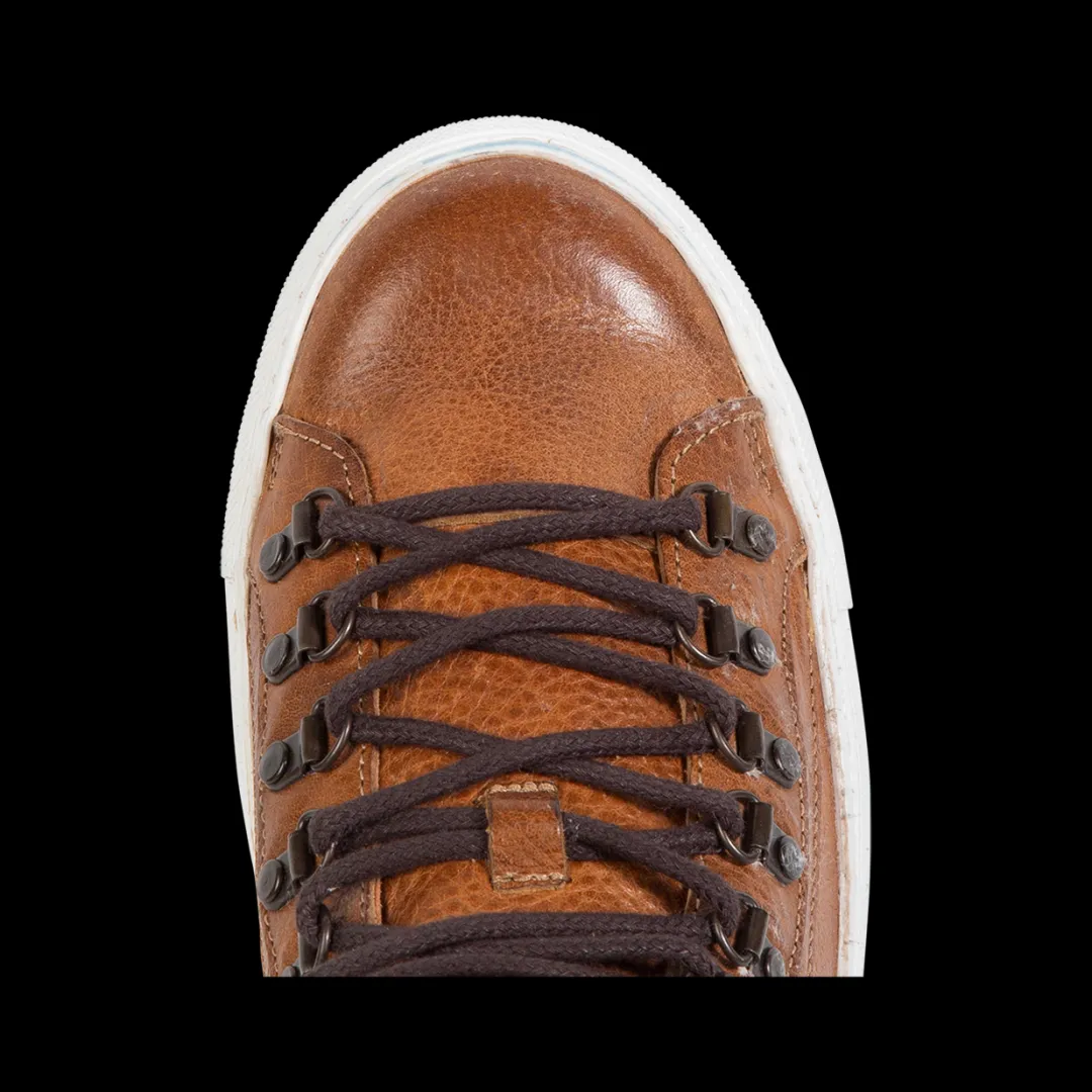 Hot Shelby Mens Street